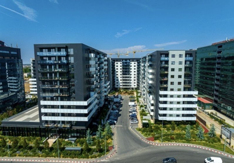 Inchiriez loc de parcare subteran in Cortina North