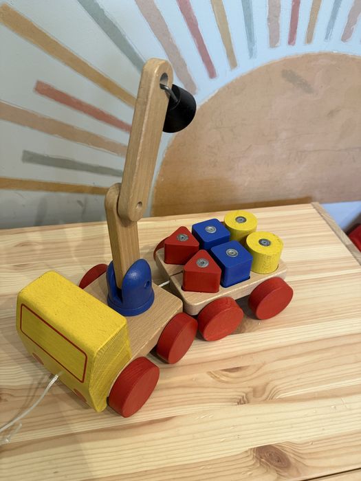 Магнитен кран дървена играчка