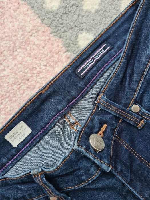 Blugi Tommy Hilfiger dama 26 S