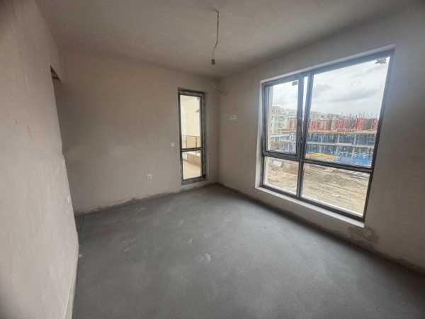 Продава се Тристаен апартамент в Карлово - 121 кв.м за 638 €/кв.м - Снимка #4