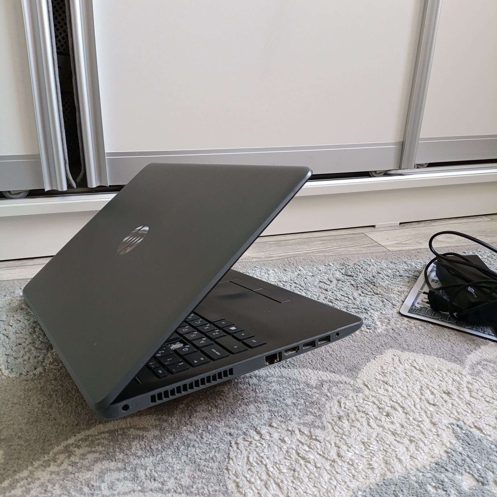 HP Notebook 15/HDD-1000GB/ОЗУ-4ГБ/Работает шустро и быстро! 2020 года