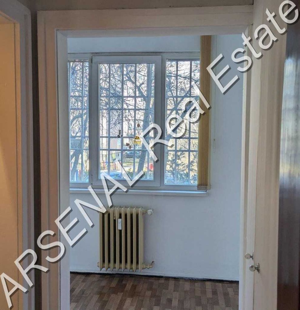 Дава се под наем Офис в София, Център - 100 кв.м за 600 € - Снимка #3