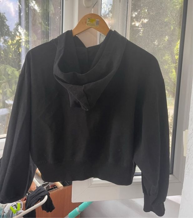 Hanorac cu gluga scurt