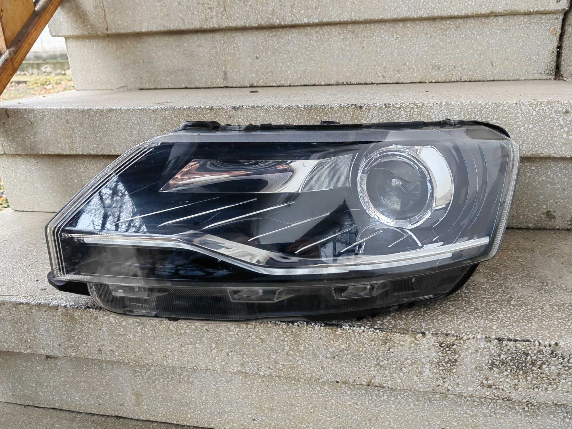Фар Skoda Rapid Bi-Xenon LED ляв/Фар Шкода Рапид ксенон Оригинален
