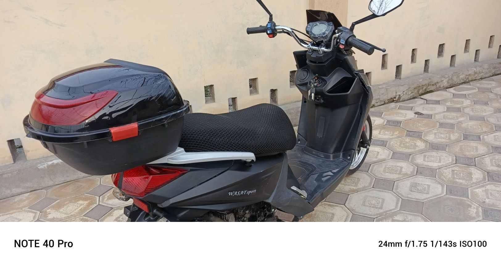 Продам Скутер  150 куб