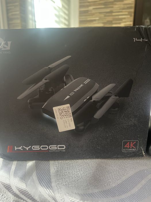Дрон с камера KY606D RC