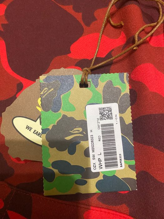bape hoodie rosu original - Marime M