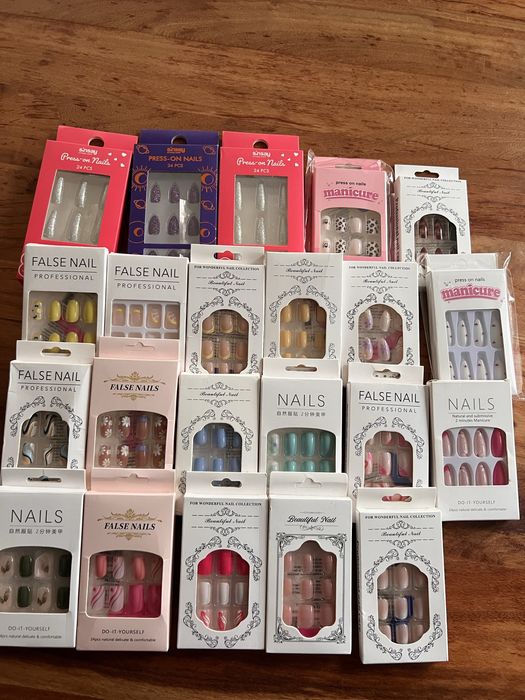 Изкуствени нокти (press-on)