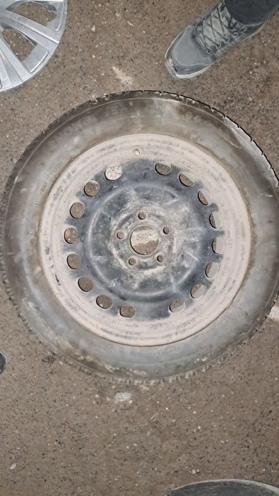 Зимные шины 205/55/ r16