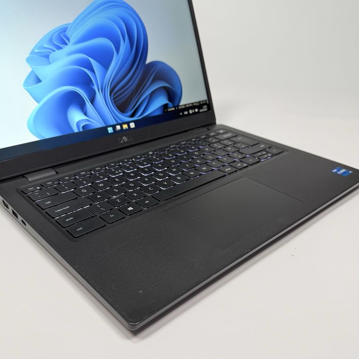 Лаптоп DELL Latitude 3420/14” IPS/i5-1135G7/8GB/266GB