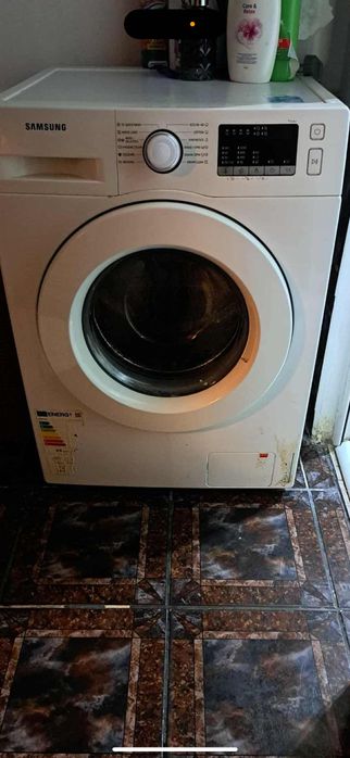 Vând mașină de spălat Samsung