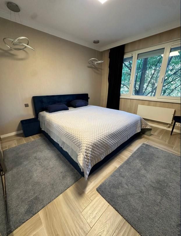 Дава се под наем Тристаен апартамент в София, Лозенец - 118 кв.м за 1000 € - Снимка #3