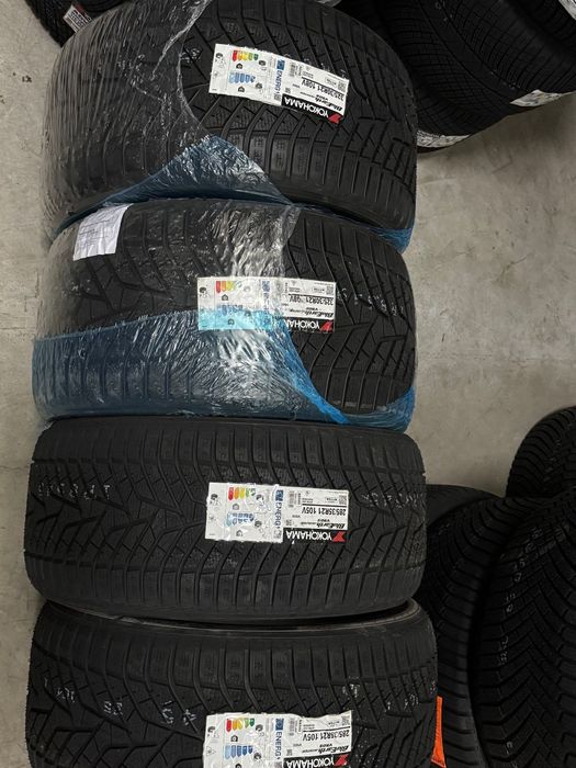 Vând set anvelope 285/35/21-325/30/21 Yokohama de iarnă noi