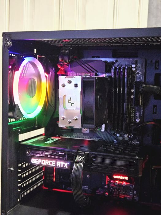 Геймърски компютър rtx 3060 12gb/ram 32gb/i7 9700f