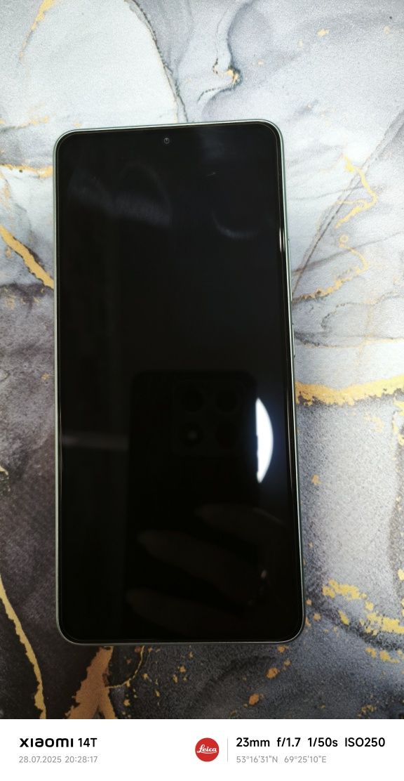 Продам Redmi turbo 3