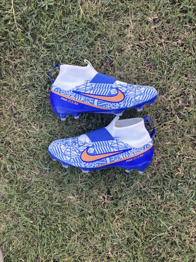 Калеври Nike JR zoom superfly 9 pro vs CR7 fg