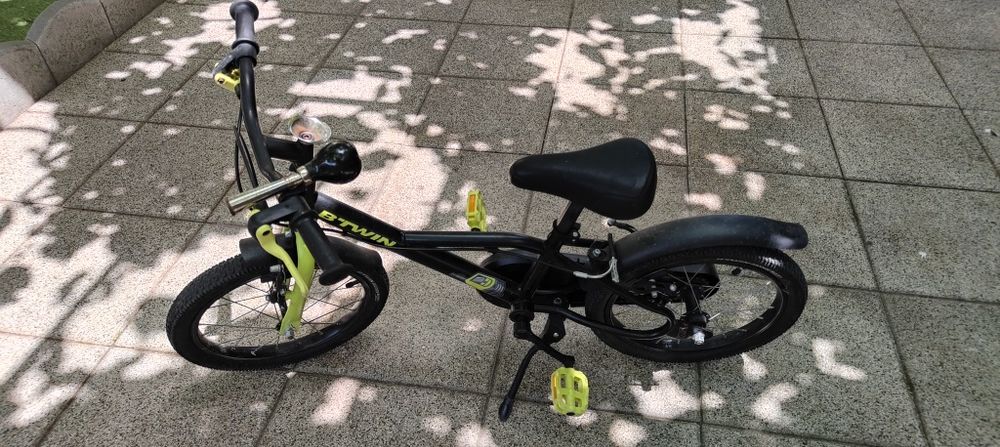 Vând bicicletă BTWIN Dark Hero 500 16"