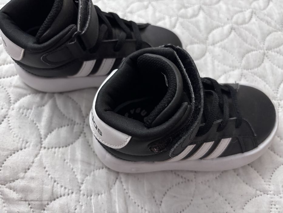 Бебешки и детски дрешки GUESS,ADIDAS