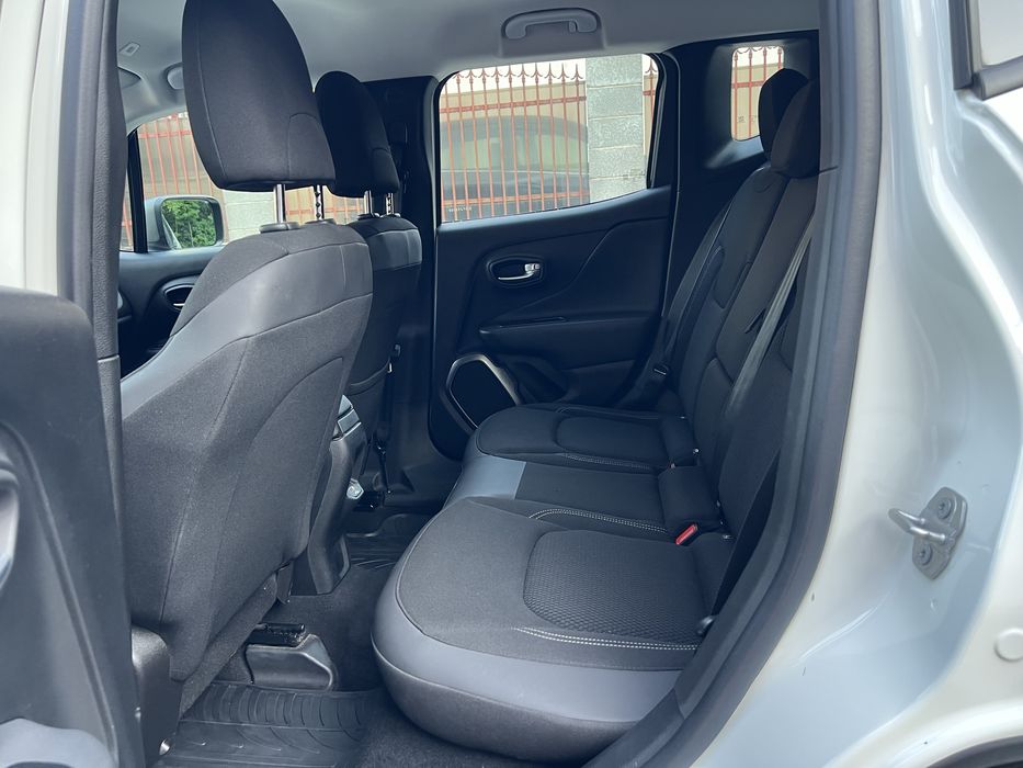 Jeep Renegade 2019 Adus Azi In Tara /Proprietar