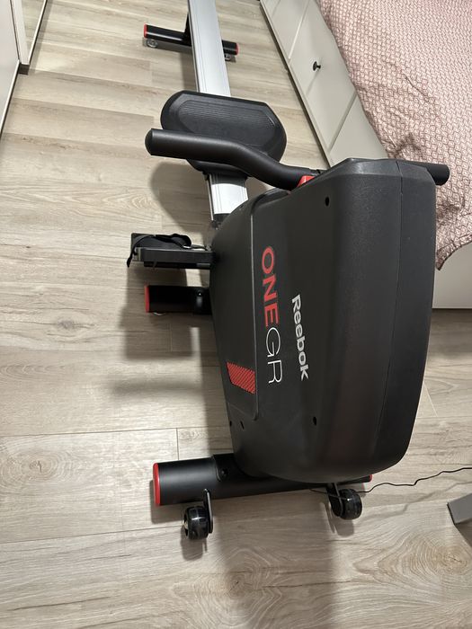 Aparat de vaslit Reebok OneGR