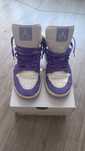 Air Jordan 1 mid action grape/purple
