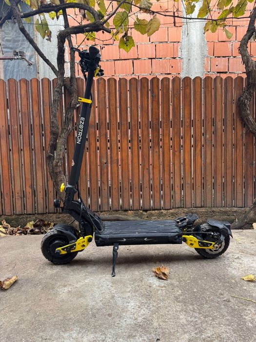 TROTINETA ELECTRICA Ezotron E200 Pro, varianta 2024