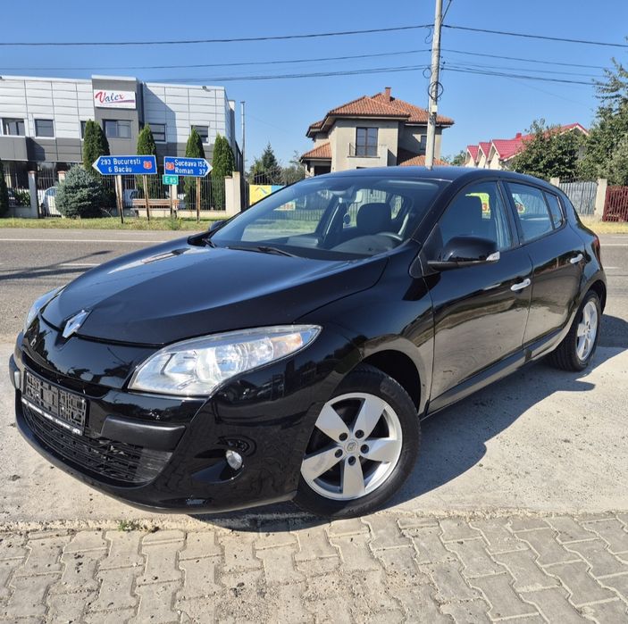 RENAULT MEGANE III 1.6 BENZINA / 110 CP / EURO 5 / 2011 /Navigatie /