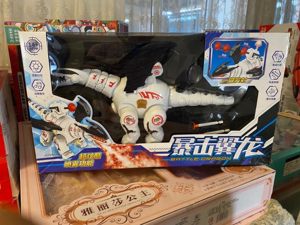 Игрушки новые в коробке