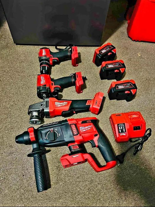 Продавам чисто нов сет