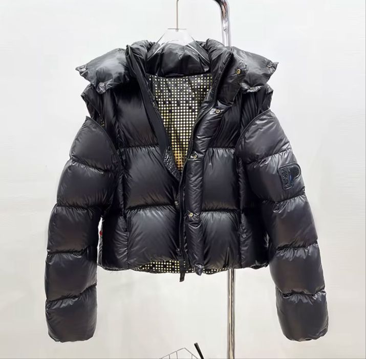 Geca cu implutura din puf de rata