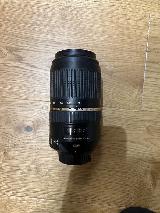 Nikon D5100 + Tamron SP 70-300mm + accesorii