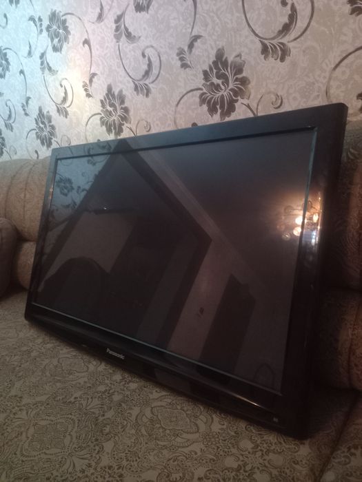 Телевизор Панасоник