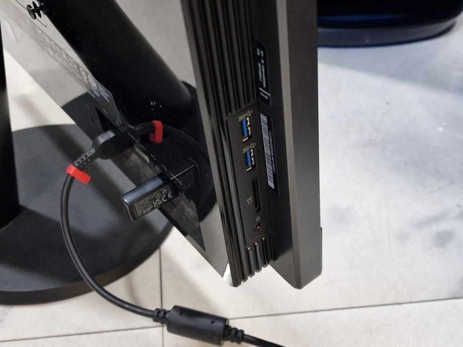 All-in-one компютър Lenovo AIO V510z / i3-6100T / 8GB RAM / 298GB HDD