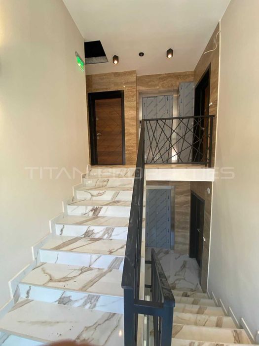 Продава се Четиристаен апартамент в Пловдив, Христо Смирненски - 109 кв.м за 1103 €/кв.м - Снимка #10