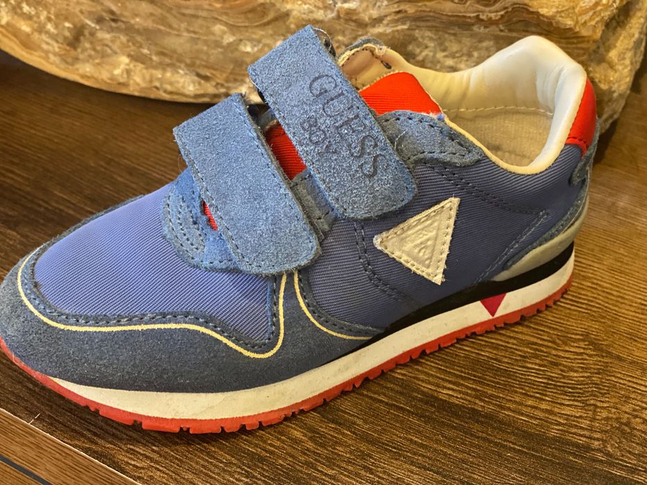 Детски пролетно-есенни обувки Guess