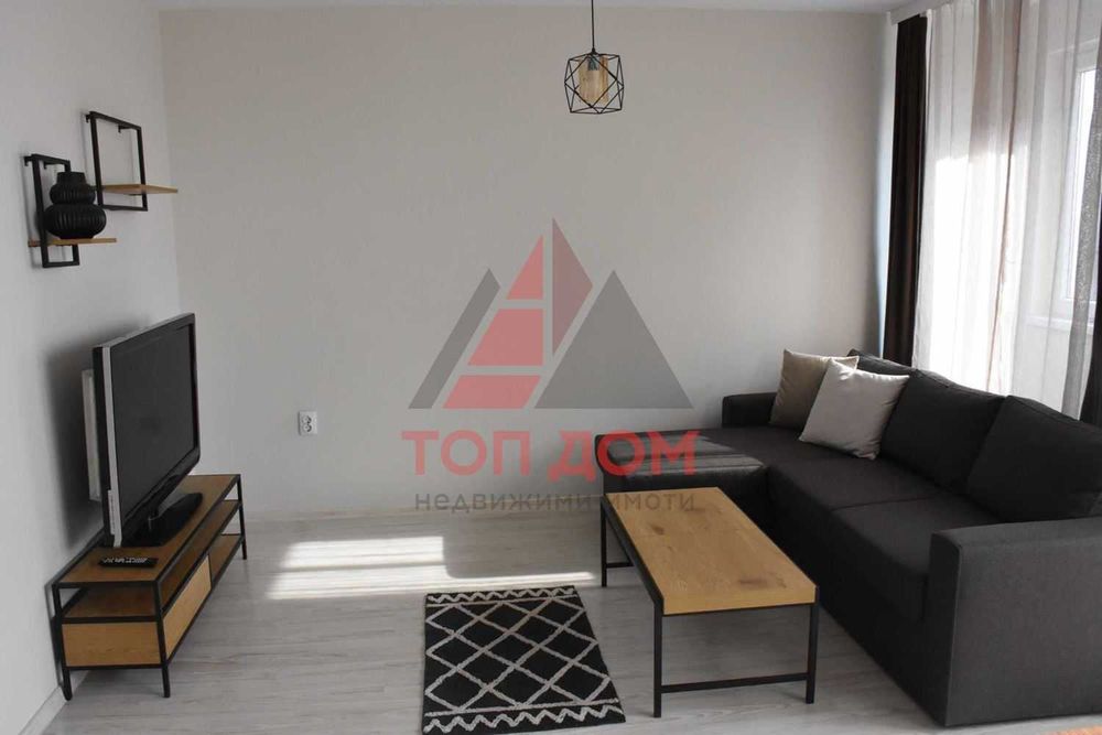 Дава се под наем Двустаен апартамент в Варна, Център - 60 кв.м за 700 € - Снимка #3