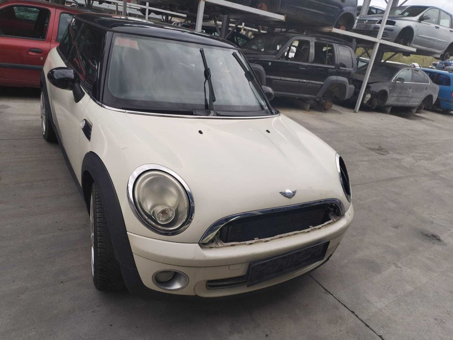 Dezmembrez Mini Cooper
