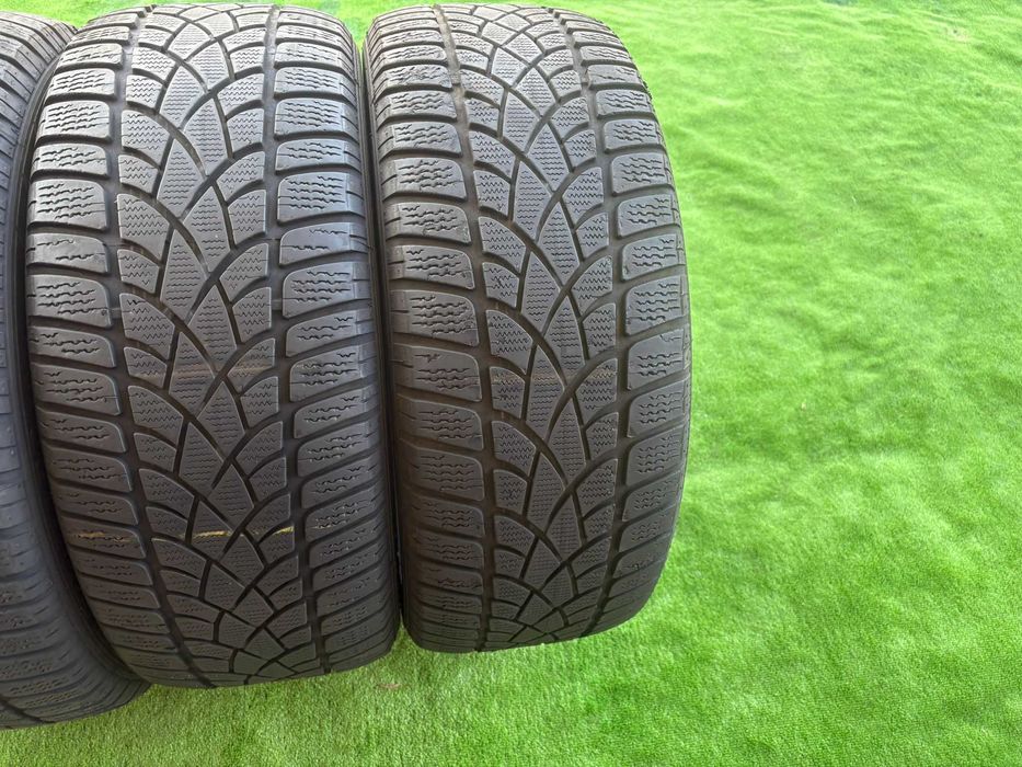 Anvelope Iarna Dunlop 235/45/19