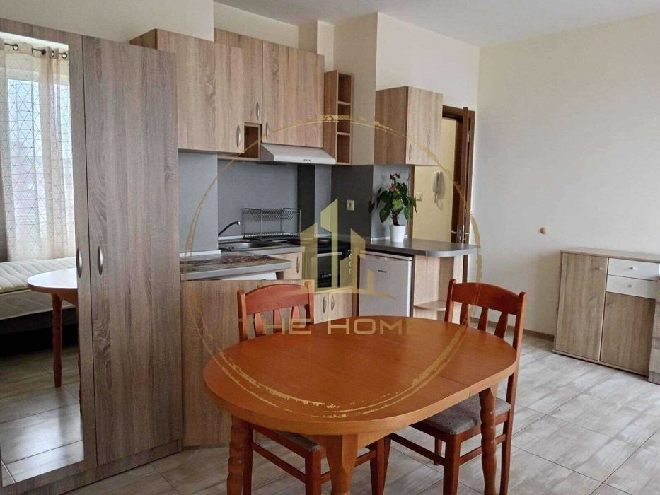 Дава се под наем Едностаен апартамент в Варна, Левски - 27 кв.м за 300 € - Снимка #2