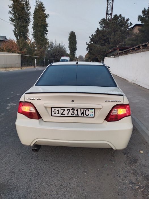 Nexia 2 sotiladi 1.6 Donc