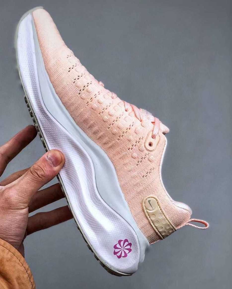 Нови дамски маратонки за бягане Nike React x Infinity Run 4