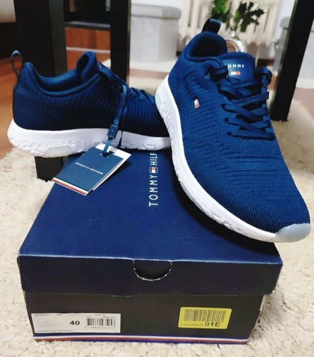 Tommy Hilfiger nr 40 noi