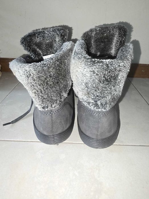 Зимни дамски боти