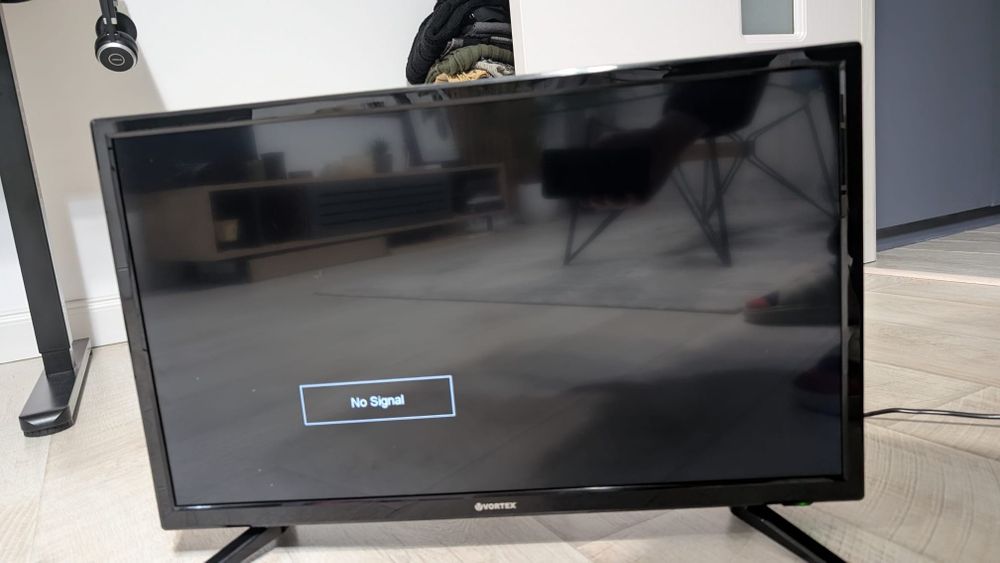 Vand Televizor LED Vortex diagonala 24" (60cm)
