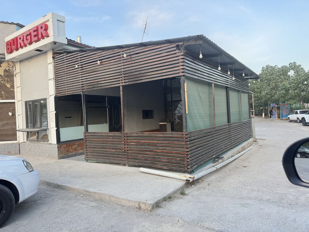 Ormon park togrisida Fast food yoki nimadur qilish uchun qulay joy