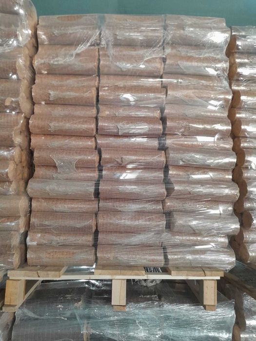 Brichete si Peleti Din Rumegus De Fag