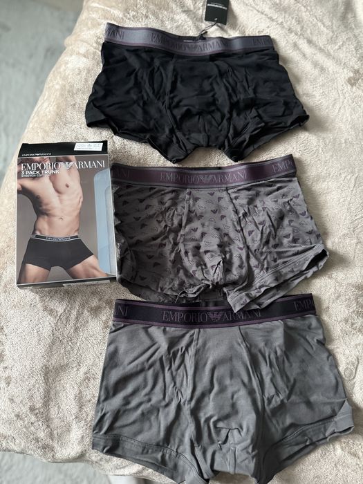 Emporio Armani set 3 boxeri gri/negru marimea S noi originali