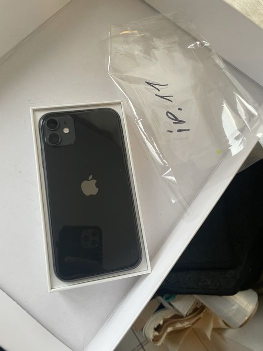 Iphone 11 64gb neverloked nou,nout desfacuta cutia