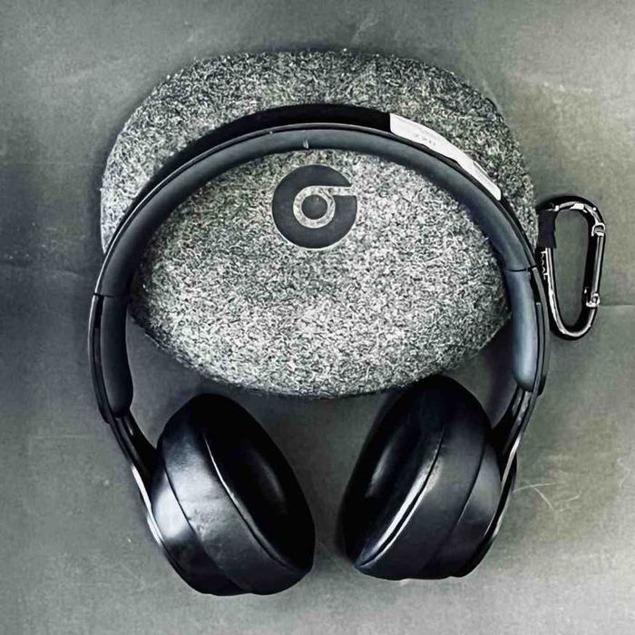 Слушалки BEATS SOLO PRO A1881