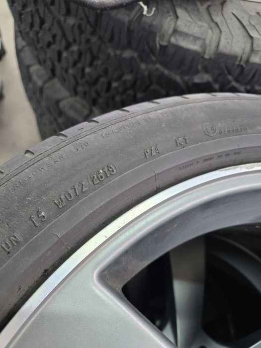 2 Броя 275/40/20 Pirelli RunFlat